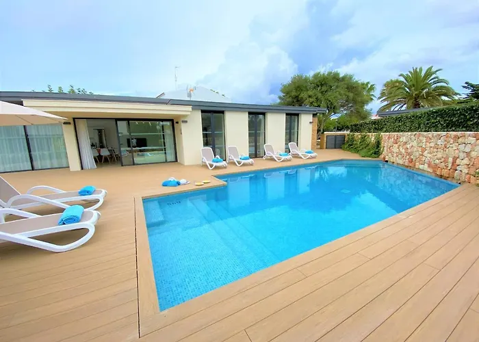 Lucia Villa Cala'N Blanes (Menorca)